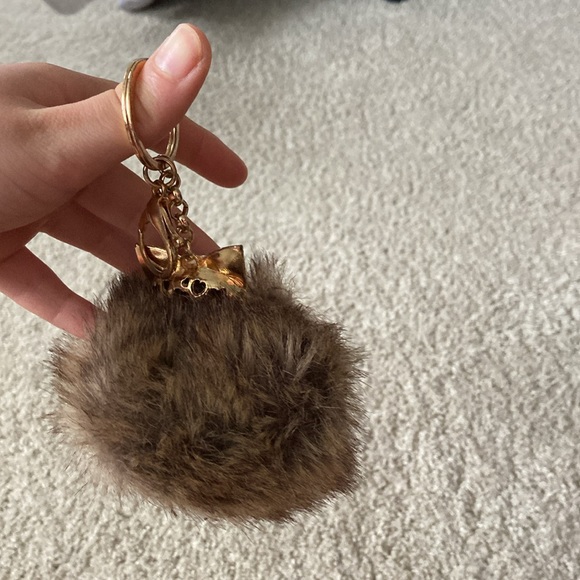 Furry Fox Keychain - Picture 2 of 2